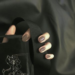 打屁股从白到红高清视频小孩子现代
